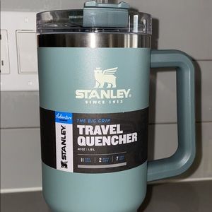 Stanley adventure quencher travel tumbler- 40oz.